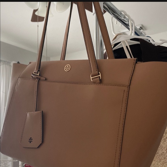 Handbags - Bags